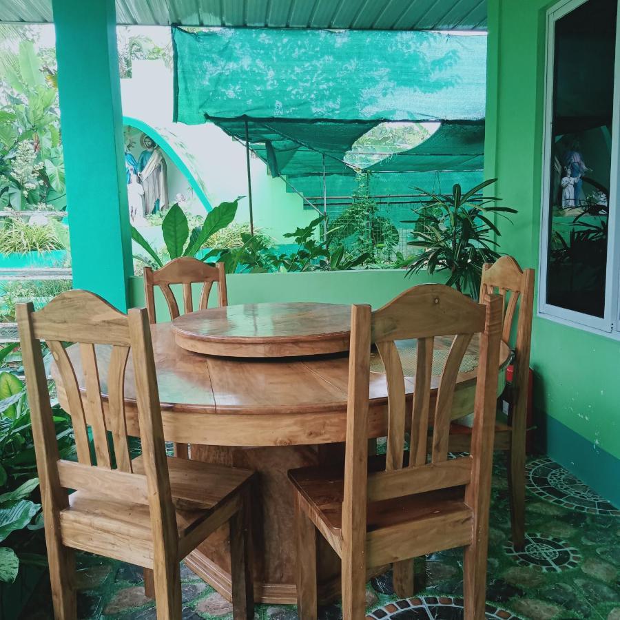 Barril Green Homestay Batuan Exterior foto